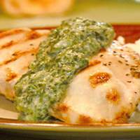 Baked Chicken With Green Spinach-Horseradish Sauce Recipe