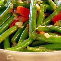 Basil and Tomato Green Beans Recipe