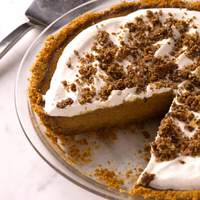 Bobby Flay's Pumpkin Pie with Cinnamon Crunch and Bourbon-Maple Whipped Cream Recipe