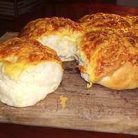 Cheesy Bread Rolls Recipe