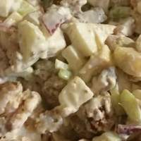 Chicken Salad with Apples, Grapes, and Walnuts Recipe
