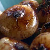 Cipollini Onions Braised in Red Wine Recipe