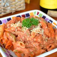 Creamy Pink Vodka Sauce with Penne Recipe