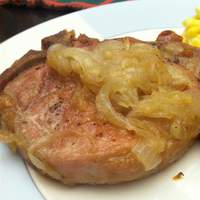 Easy Caramelized Onion Pork Chops Recipe