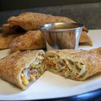 Egg Rolls With Peanut Dipping Sauce Recipe
