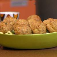 Florentine Mac and Cheese and Roast Chicken Sausage Meatballs Recipe