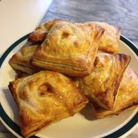 Individual Puff Pastry Apple Pies Recipe