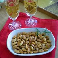 Paprika Spiced Spanish Almonds - Almendras Al Pimentòn Recipe