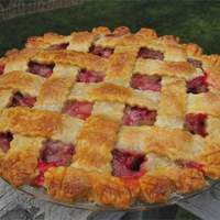 Rhubarb and Strawberry Pie Recipe
