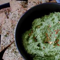 Spinach-Garlic-Edamame Hummus Recipe