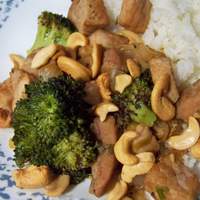 Stir Fried Pork With Broccoli and Cashews Recipe