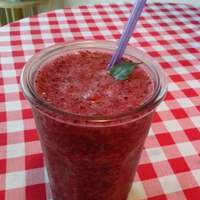 Strawmelonberry Soda Smoothie Recipe