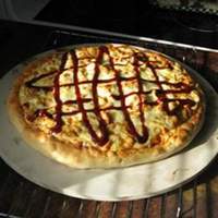 Unbelievably Awesome Barbeque Chicken Pizza Recipe