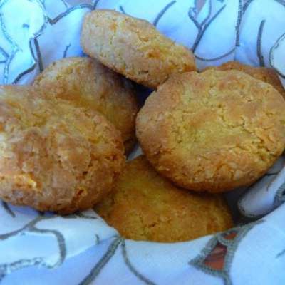 Almond/Cheese Rounds-Low Carb - RecipeNode.com