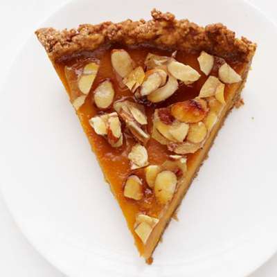 Amaretto Pumpkin Pie With Almond Praline - RecipeNode.com