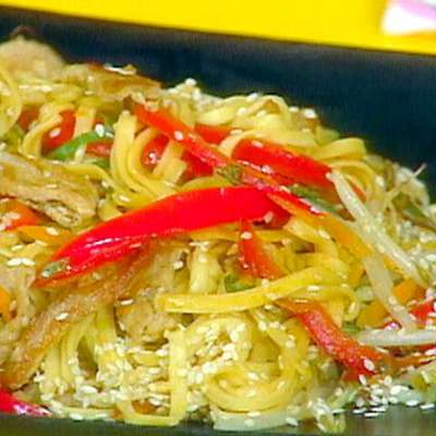 Asian-Style Pork and Vegetable Noodles - RecipeNode.com