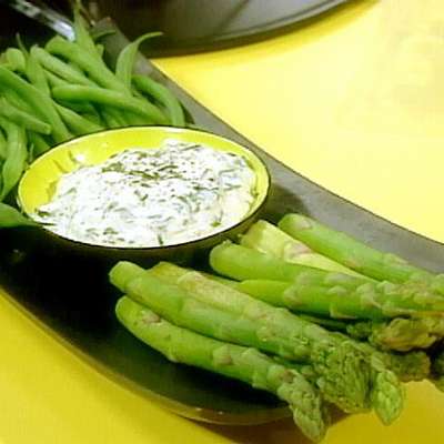 Asparagus and Green Beans with Tarragon Lemon Dip - RecipeNode.com