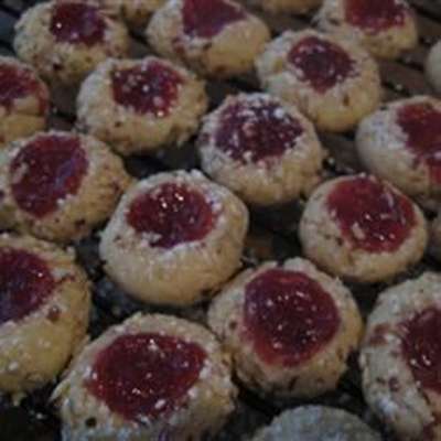 Austrian Jam Cookies - RecipeNode.com