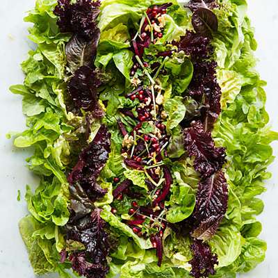 Baby Lettuces with Beets - RecipeNode.com