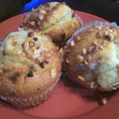 Banana Streusel Muffins - RecipeNode.com