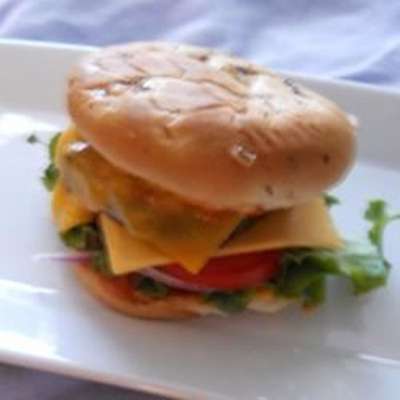 Best Barbequed Burgers - RecipeNode.com