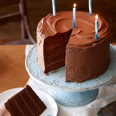 Big Chocolate Birthday Cake - RecipeNode.com
