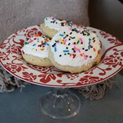Big Soft Sugar Cookie Cakes - RecipeNode.com