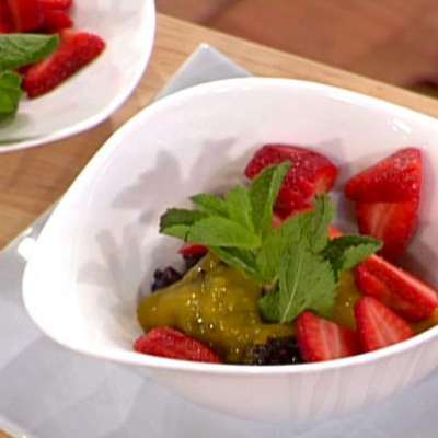 Black Sticky Rice Pudding with Strawberries and Mango Syrup - RecipeNode.com