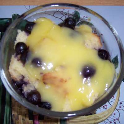 Blueberry Bread Puddings With Lemon Curd - RecipeNode.com