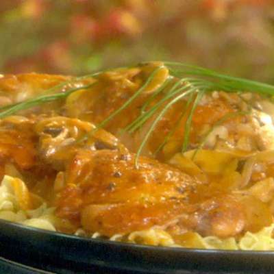 Braised Chicken Thighs with Button Mushrooms - RecipeNode.com