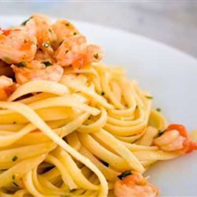 Brandied Shrimp with Pasta - RecipeNode.com