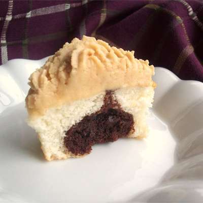 Brownie Batter + Cupcake = The SECOND BEST Cupcake. Ever - RecipeNode.com