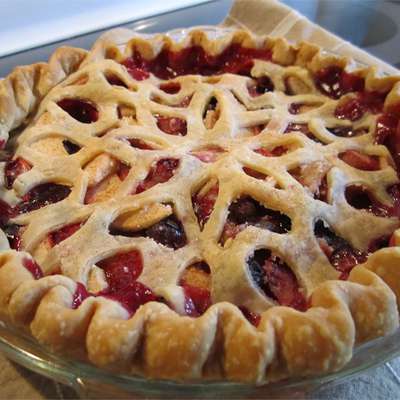 Bumbleberry Pie II - RecipeNode.com