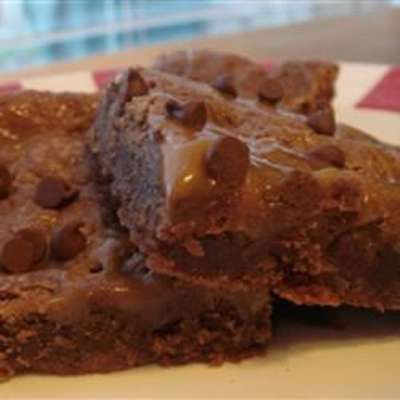 Caramel Brownies II - RecipeNode.com