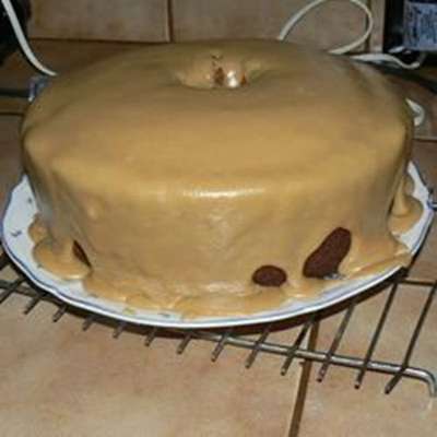 Caramel Pound Cake - RecipeNode.com