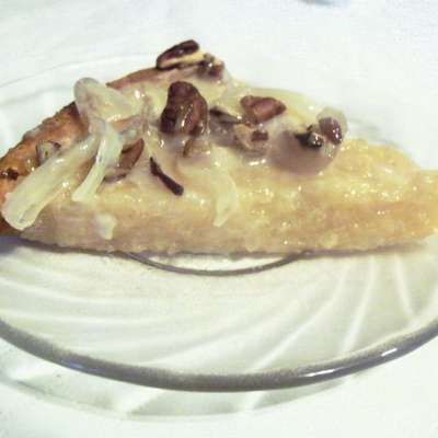 Cassava With Pecan and Coconut Jelly Toppings - RecipeNode.com