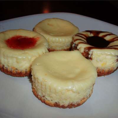 Cheesecake Cupcakes - RecipeNode.com