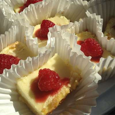 Cheesecake Lemon Bars  - RecipeNode.com