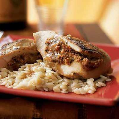 Chicken Breasts Stuffed with Goat Cheese and Sun-Dried Tomatoes - RecipeNode.com