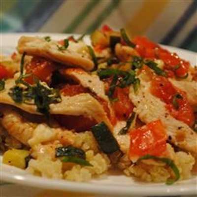 Chicken with Quinoa and Veggies - RecipeNode.com