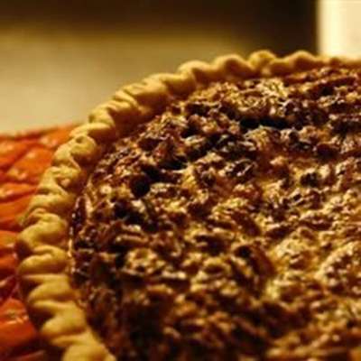Chocolate Bourbon Pecan Pie - RecipeNode.com