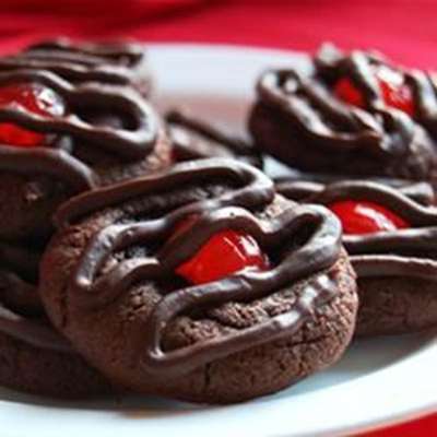 Chocolate Covered Cherry Cookies II - RecipeNode.com