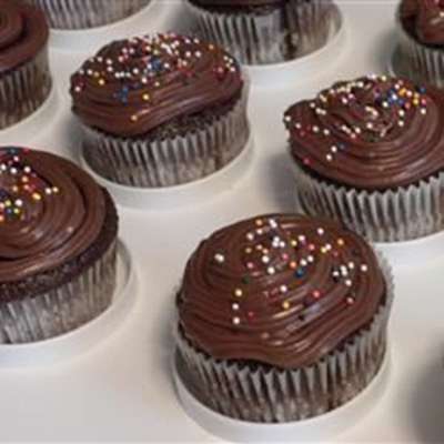 Chocolate Cupcakes - RecipeNode.com