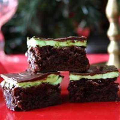 Chocolate Mint Dessert Brownies - RecipeNode.com