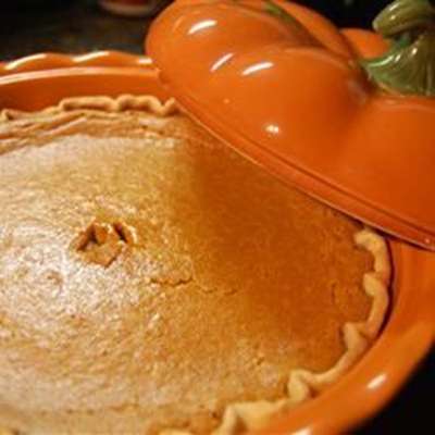 Cindy's Pumpkin Pie - RecipeNode.com