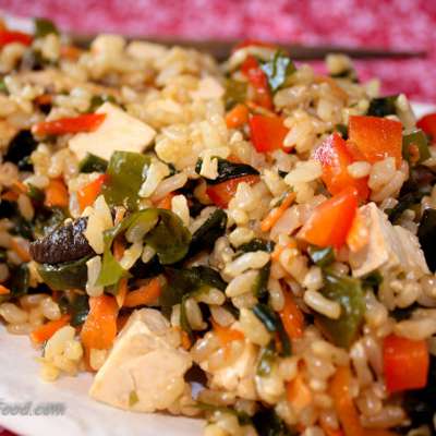 Clean Eating Wakame Brown Rice Salad With Tofu - RecipeNode.com