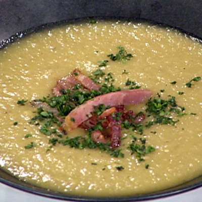 Cool 'n' Spicy Green Tomato Soup with Crab and Country Ham - RecipeNode.com