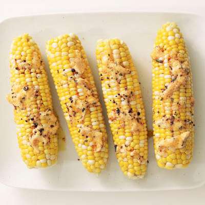 Corn With Paprika Butter - RecipeNode.com