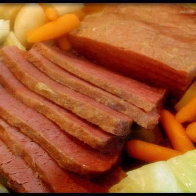 Corned Beef and Cabbage in Guinness - RecipeNode.com
