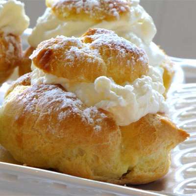 Cream Puffs - RecipeNode.com